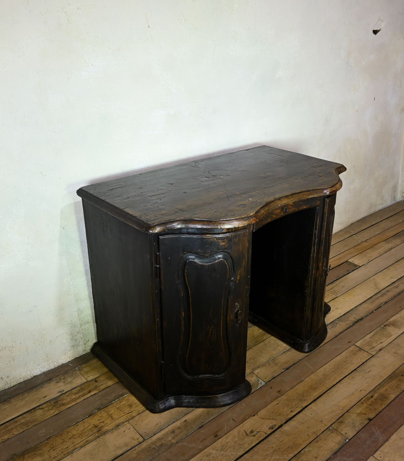 A 17th Century North Italian Ebonised Baroque Desk photo vintage