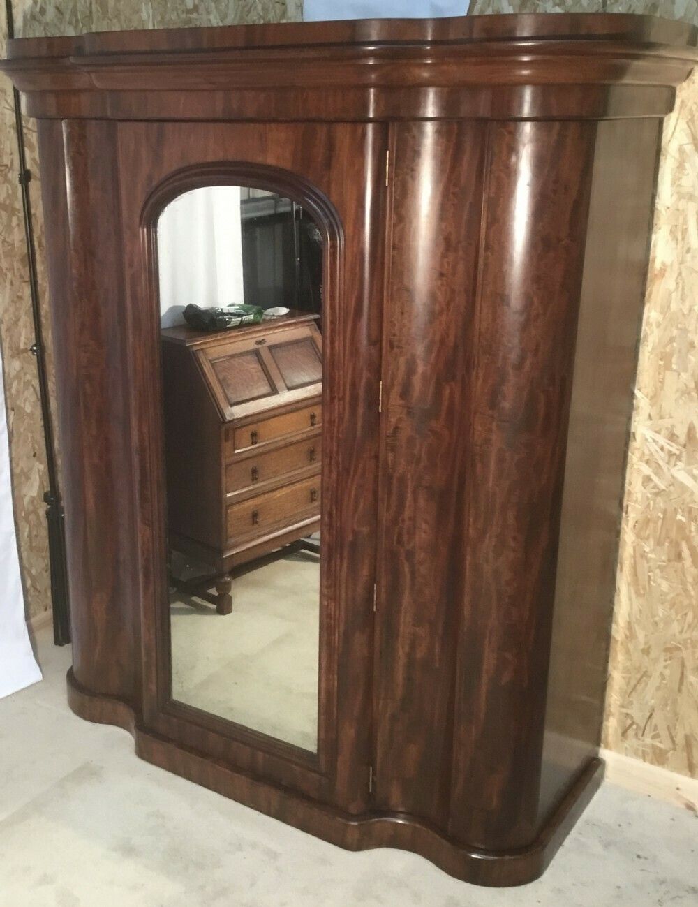 Fabulous Mid Victorian Compactum Wardrobe photo vinterior