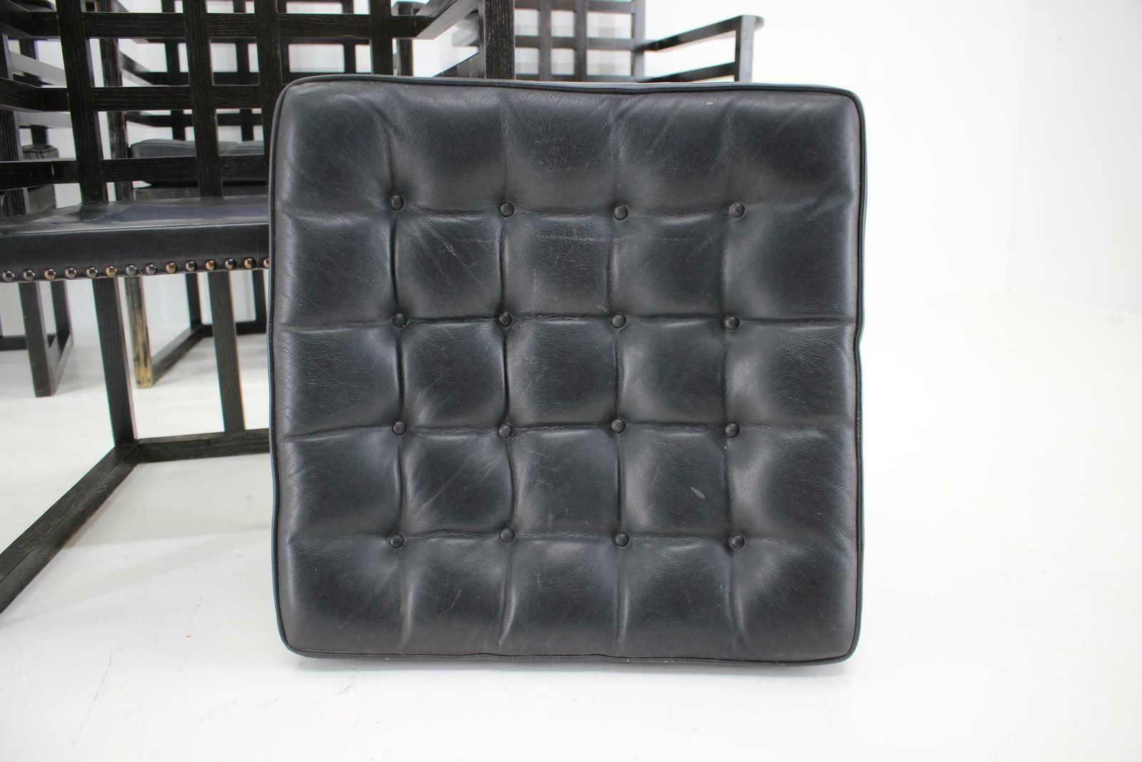 photo vintage Set Of Four Josef Hoffmann Armloffel Chairs Made By Wittmann, Austria