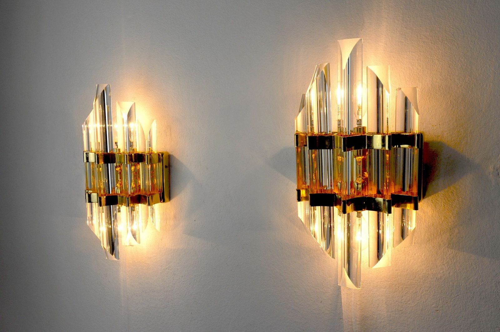Pair Of Venini Wall Lamps Cut Glass Murano Italy 1970 photo furniture