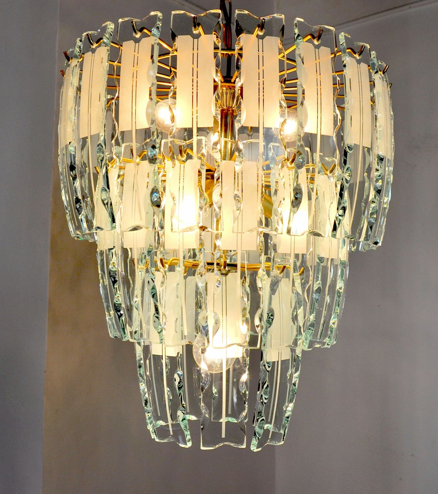 photo furniture Zero Quattro Chandelier, 3 Levels, Murano Glass Italy 1970