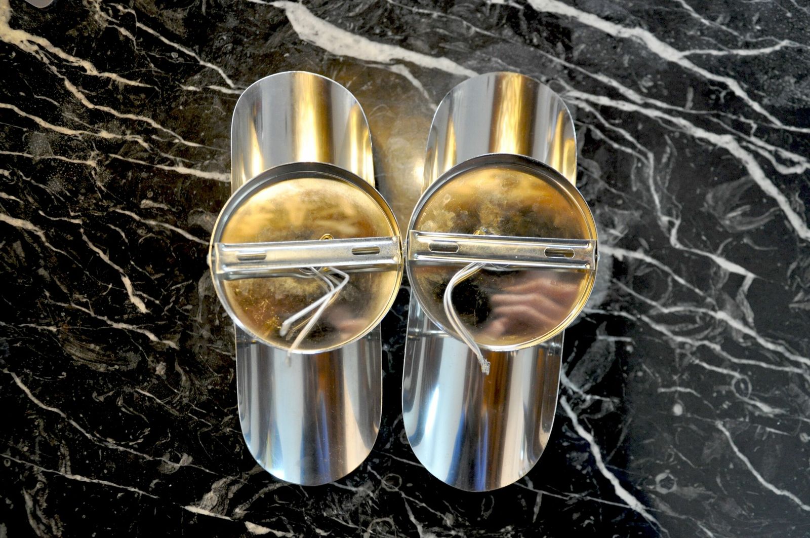 photo furniture Pair Of Oscar Torlasco Sconces, Murano Glass, Italy, 1970