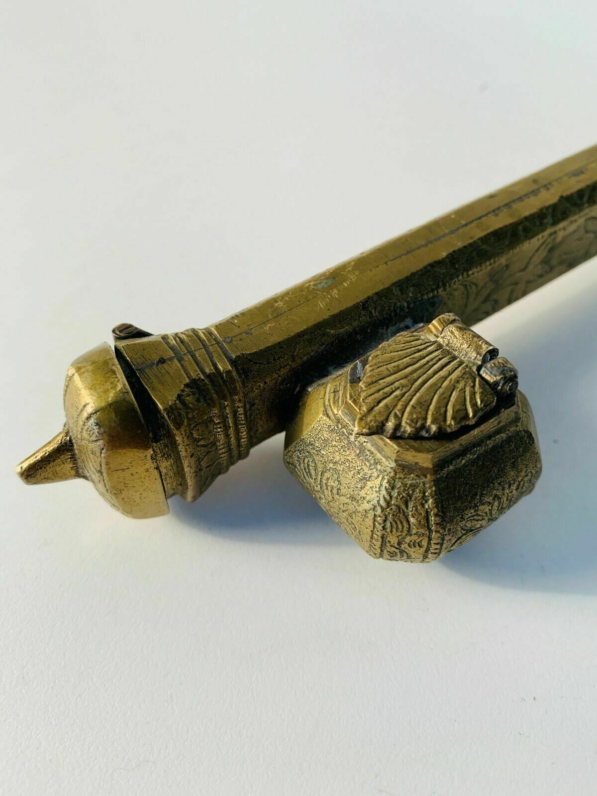 photo furniture Antique Oriental Brass Brush & Ink Holder