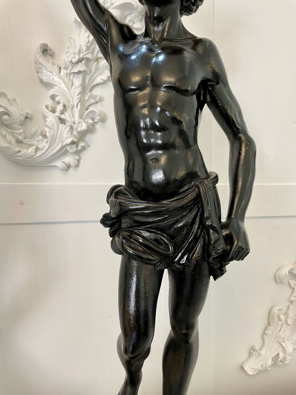 photo vintage Fine Pair Of Antique Carved Ebonised Figures