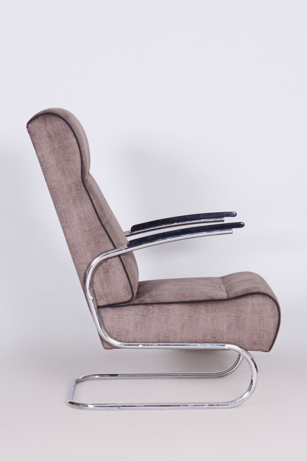 Bauhaus Armchair By Mücke Melder, Restored, New Upholstery, High Quality Fabric, Czechia, 1930s photo for sale