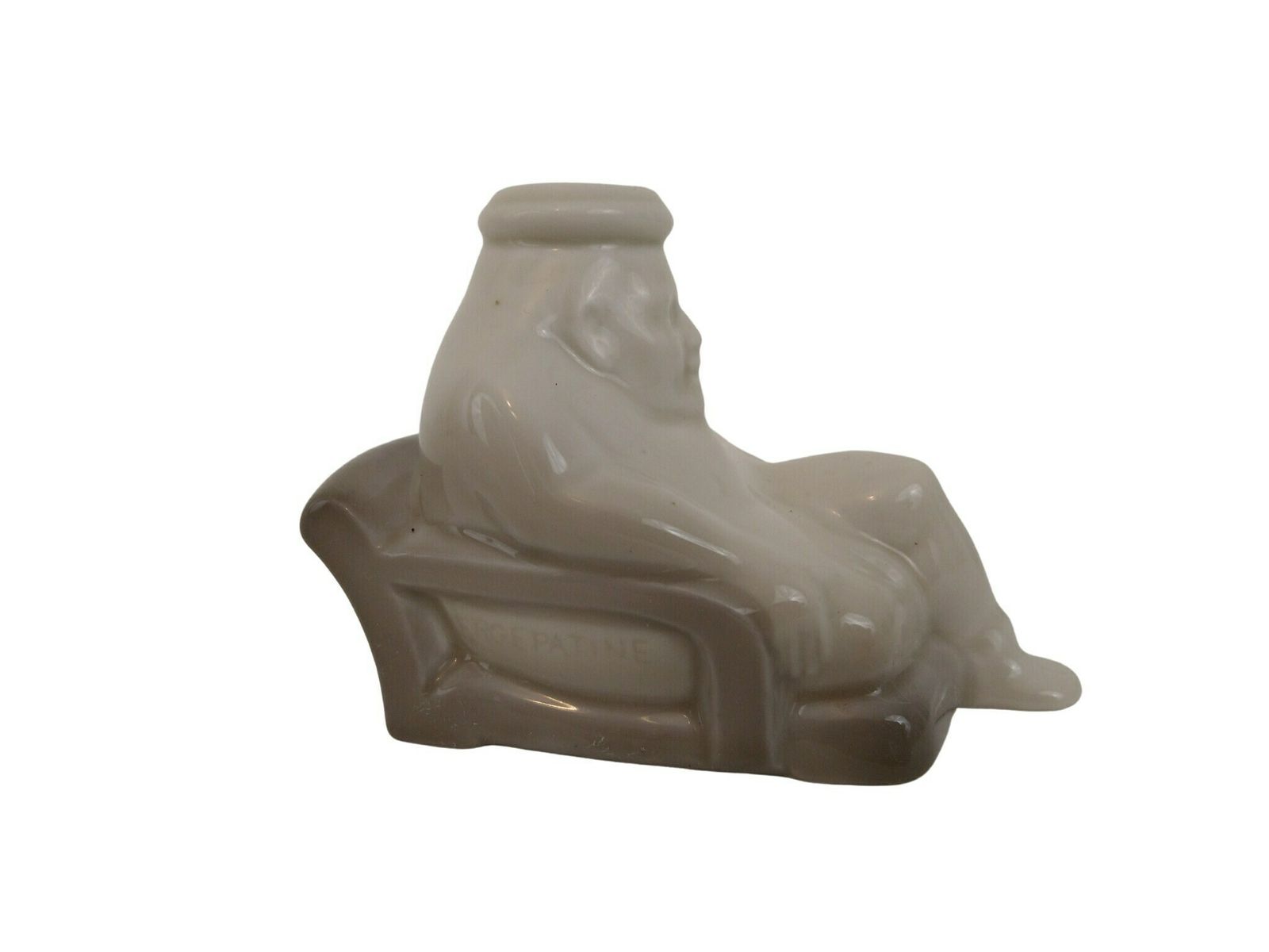 Limoges Porseleinen Figuratief Inktpot Van Camille Tharaud, Antiek Frans Reclamekeramiek – Man In Stoel photo for sale