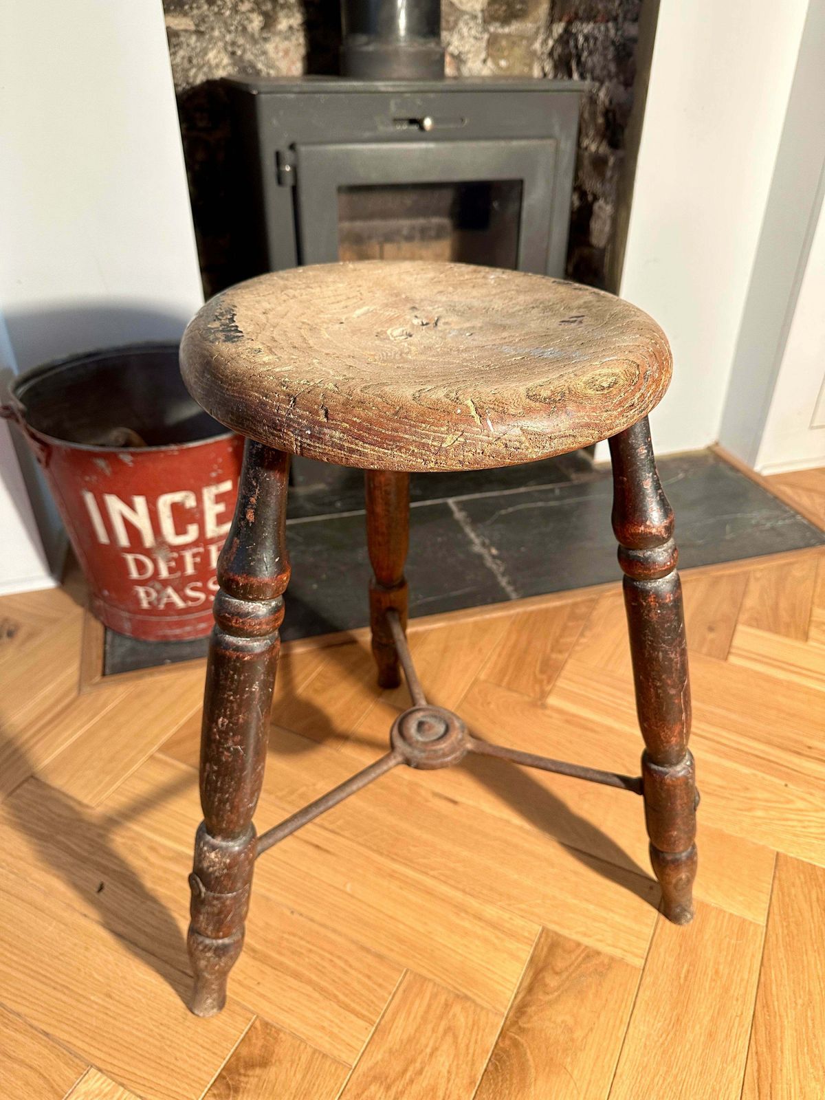 photo furniture Rare Early Antique Elm Lacemakers Stool Originating From Olney Buckinghamshire The Birthplace Of English Lacemakers Circa 1800