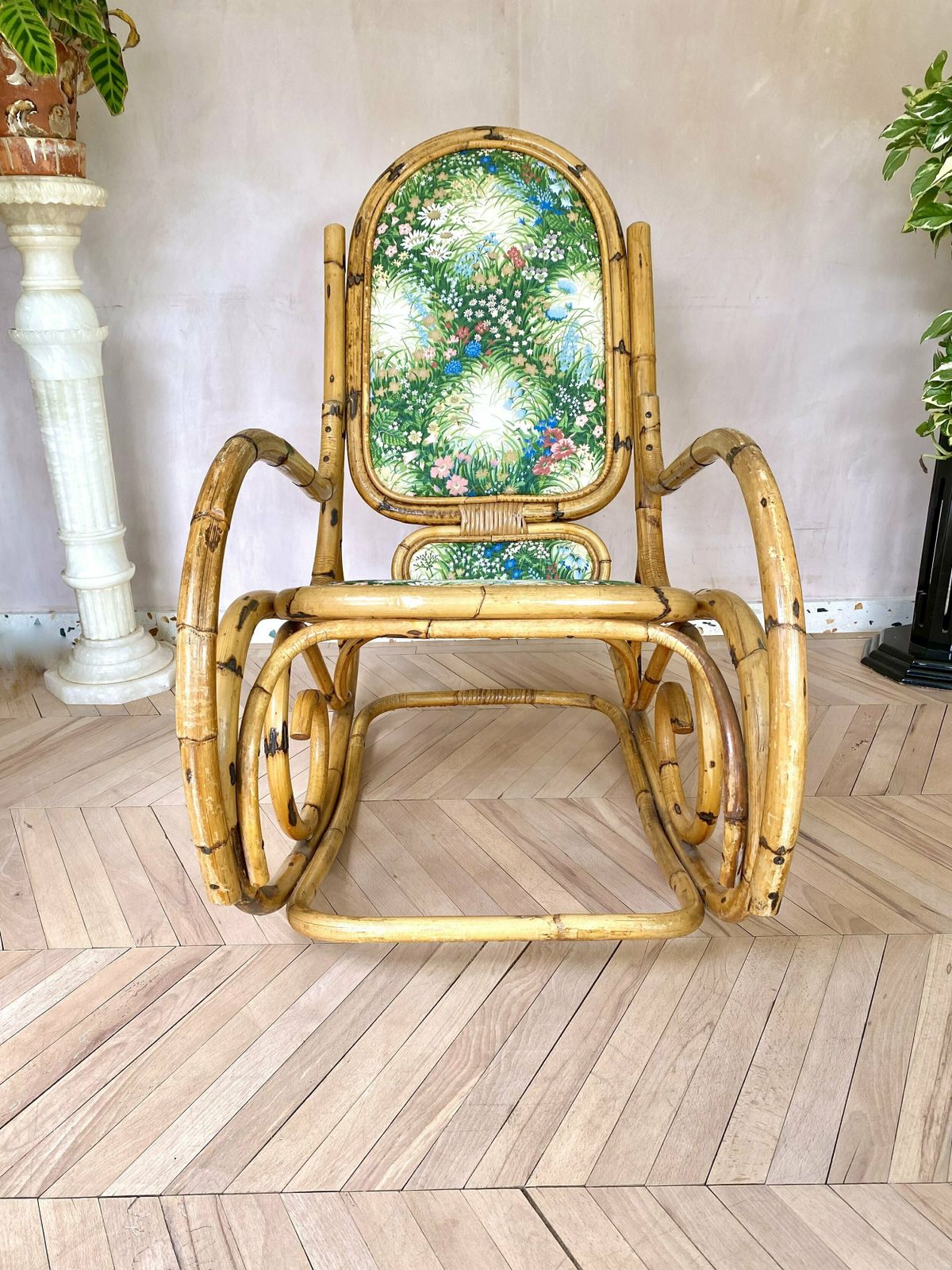 432.0 Mid Century Bamboo & Floral Print Upholstered Rocking Chair photo
