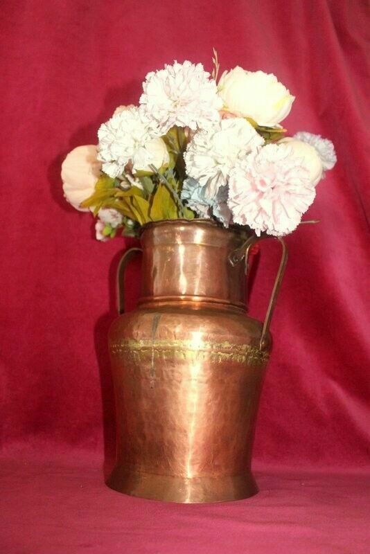 photo vinterior Antique Quality French Hammered Copper Pitcher/ Planter/Jar 18th C 31 X 26 Cm