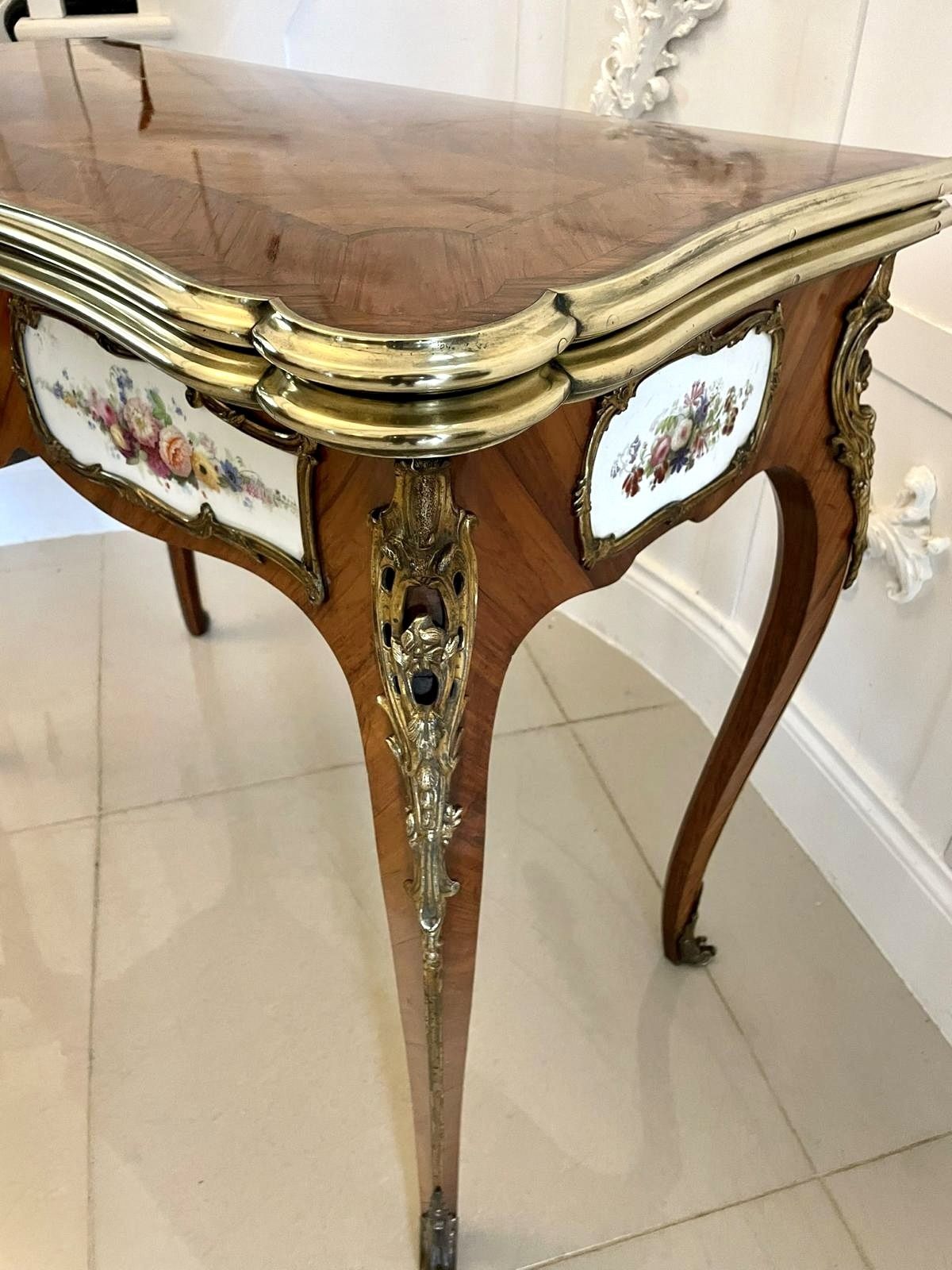 Outstanding Quality Antique Porcelain And Ormolu Mounted Kingwood Table By G T Morant, London photo vintage