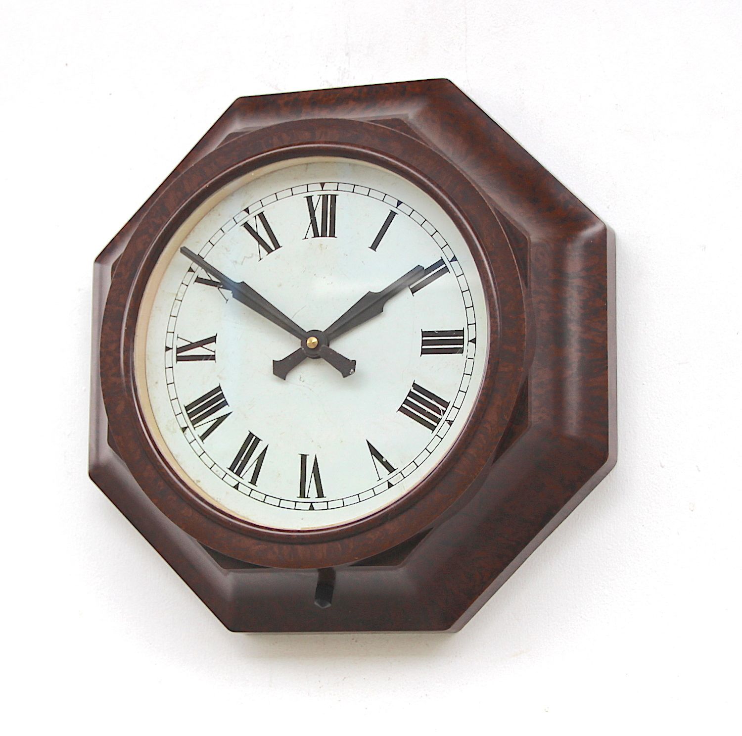 1940s British Smiths Bakelite Vintage Wall Clock. Fully Guaranteed photo vintage