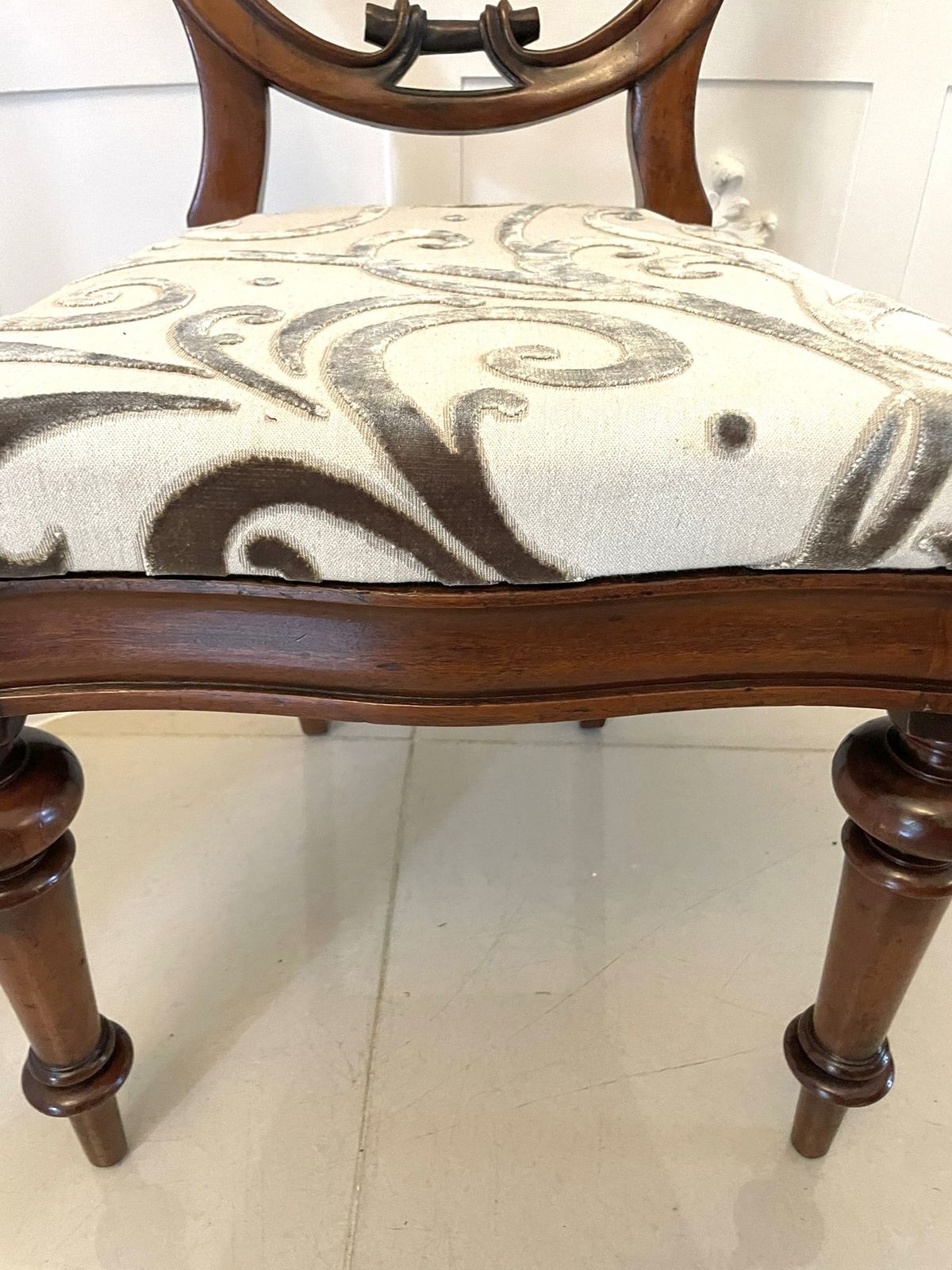 Outstanding Set Of 6 Antique Mahogany Balloon Back Dining Chairs photo Furniture