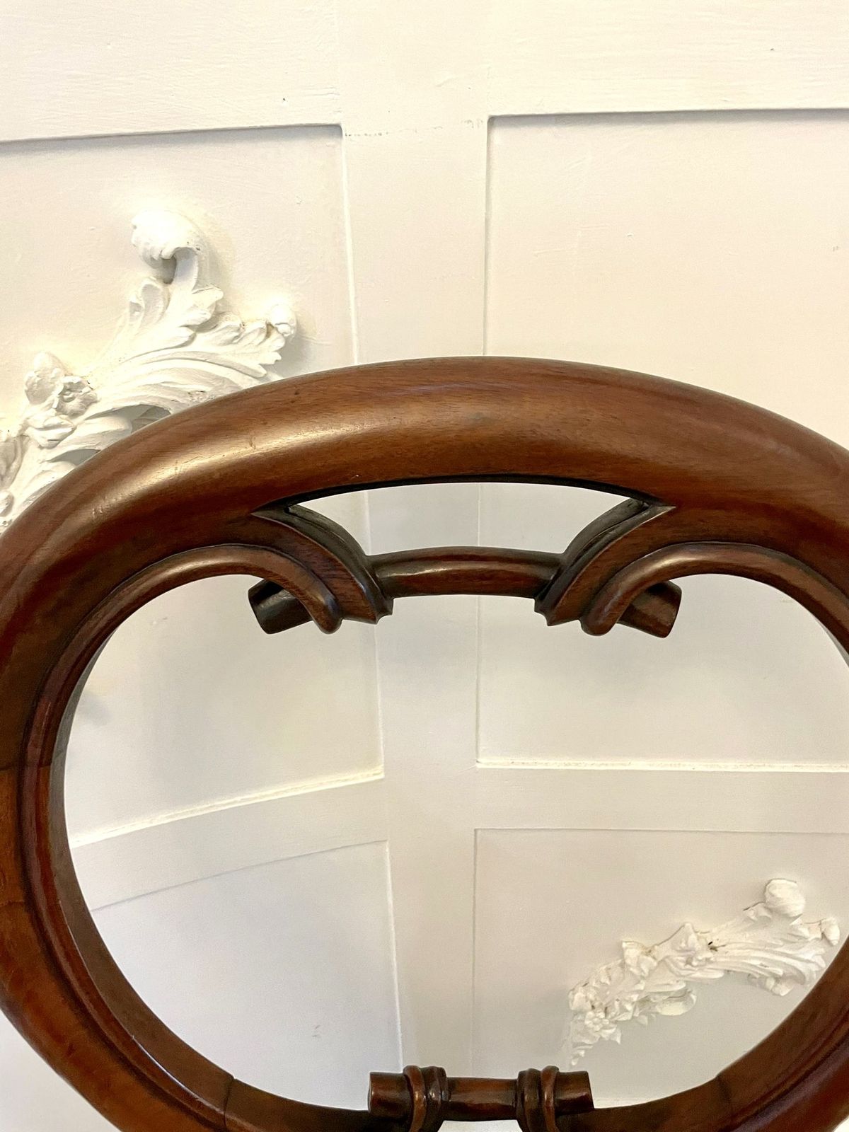 photo furniture Outstanding Set Of 6 Antique Mahogany Balloon Back Dining Chairs