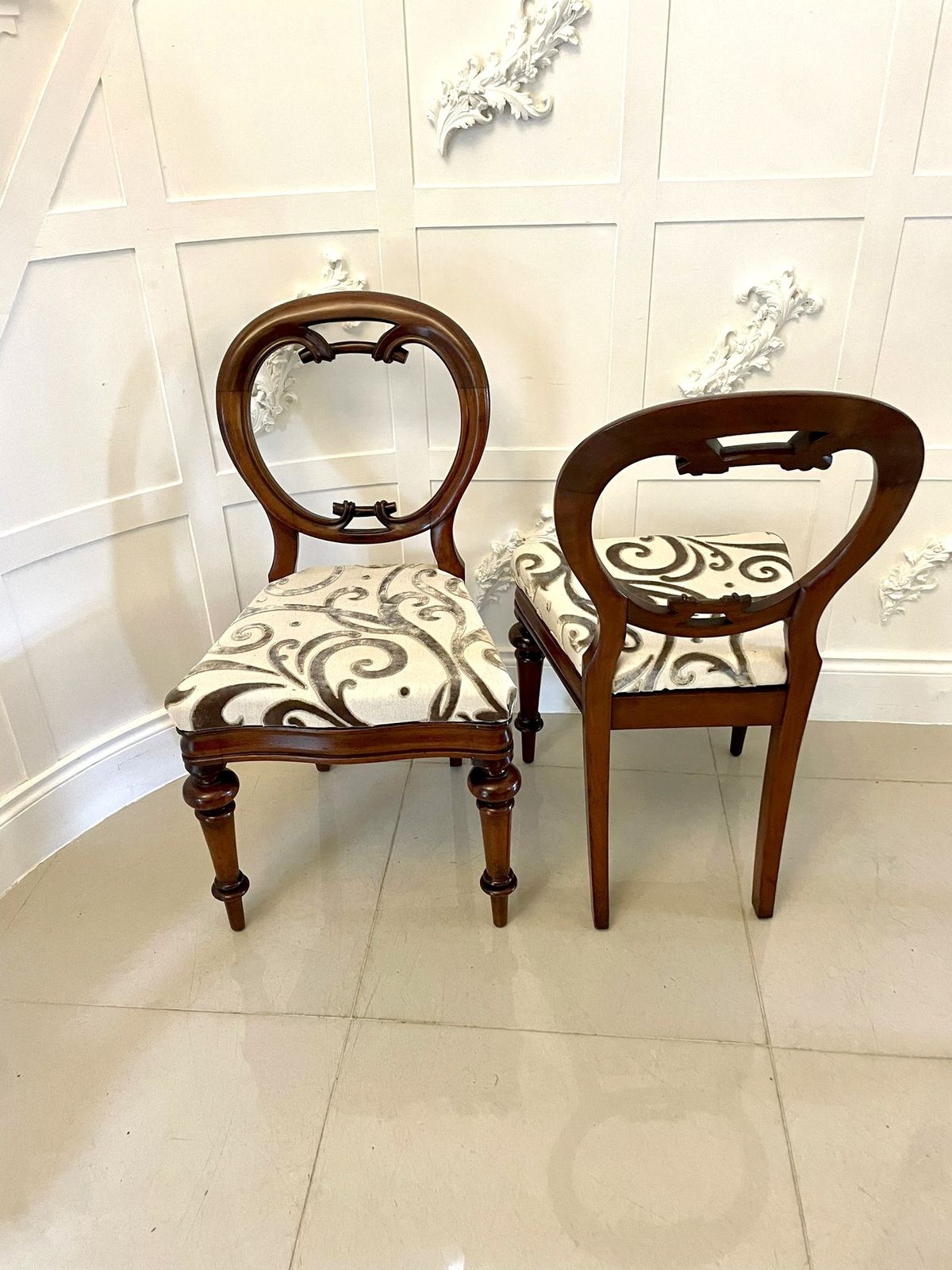 photo for sale Outstanding Set Of 6 Antique Mahogany Balloon Back Dining Chairs