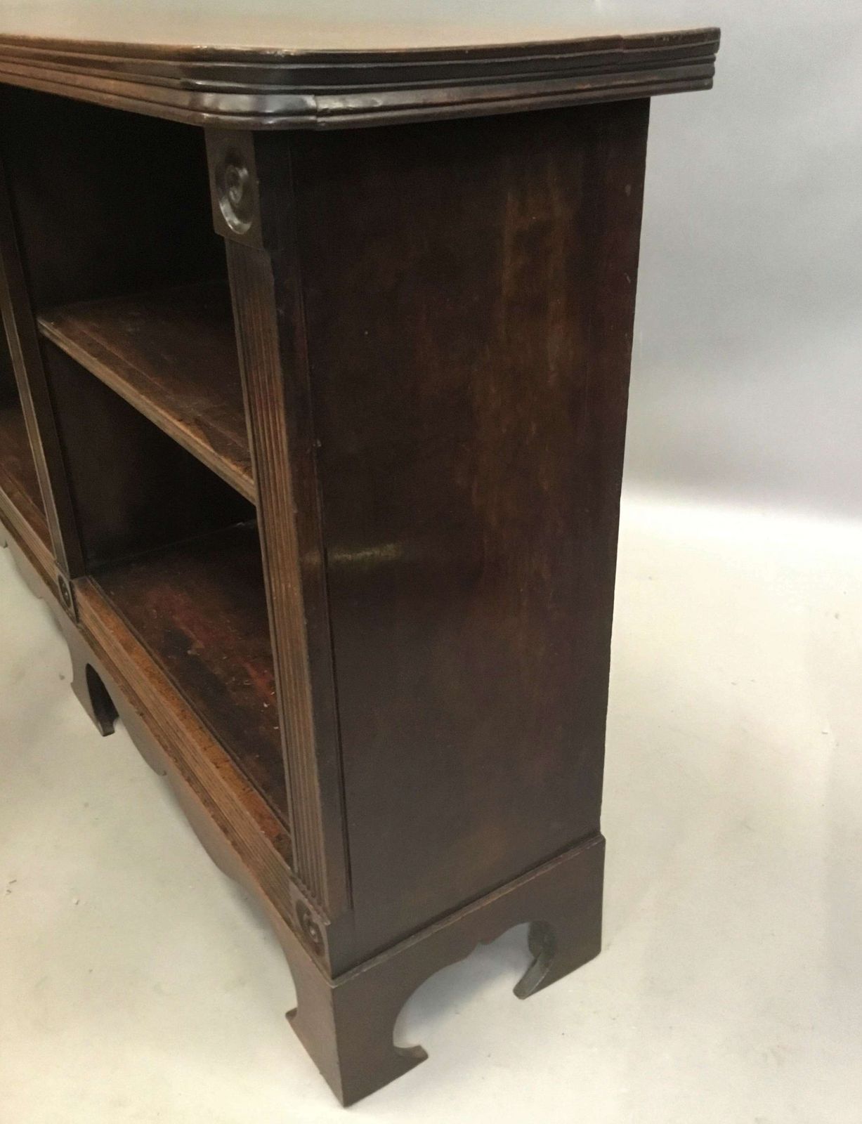 photo vintage Handsome Regency Country House Mahogany Open Bookcase