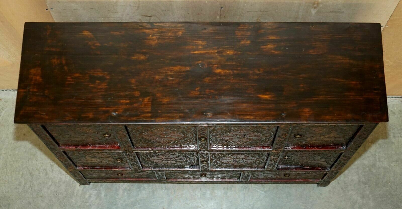 photo vintage Antique Chinese Deer & Flower Tibetan Polychrome Painted Altar Cabinet Sideboard