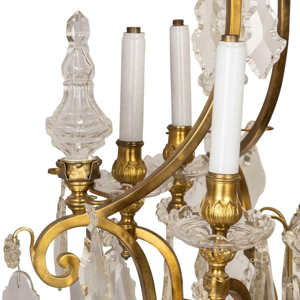 photo vinterior 19th Century French Ormolu & Cut Crystal Chandelier, C.1860