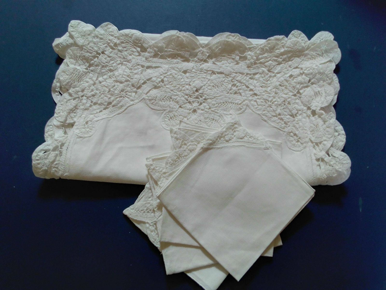 photo furniture Vintage French Cotton Richelieu Lace Table Runner And 4 Napkins, Table Doily Lace Edging And Serviettes