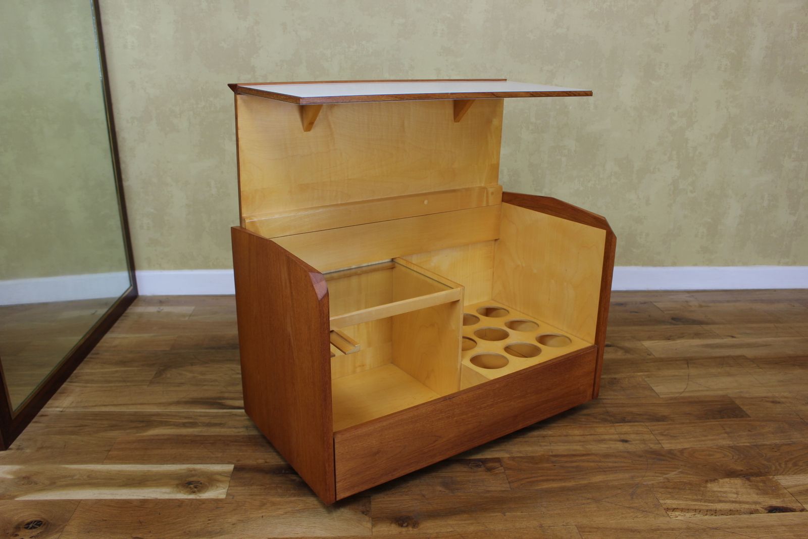 Rare White & Newton Teak Bar Cocktail Box C1965 By Phillip Hussey