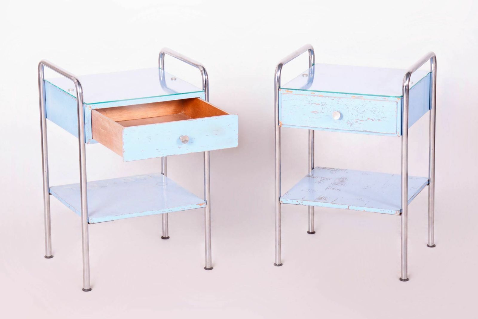 Bauhaus Pair Of Bed Side Tables, Mücke Melder, Plywood, Chrome Plated Steel, Glass, Czechia, 1930s photo vintage