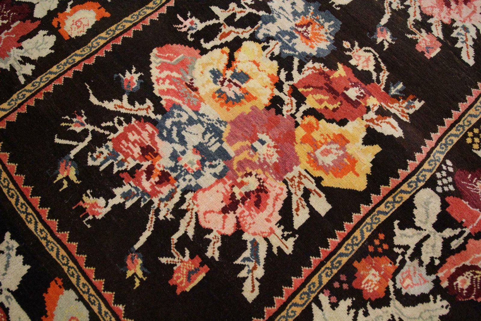 Antique Rug Caucasian Karabagh, Handmade Carpet Oriental Rug, Floral Area Rugs photo Textiles