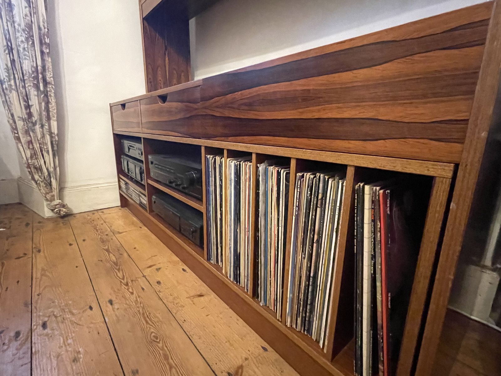 Very Rare Mid Century Scandinavian Rosewood Credenza Media Centre photo vinterior