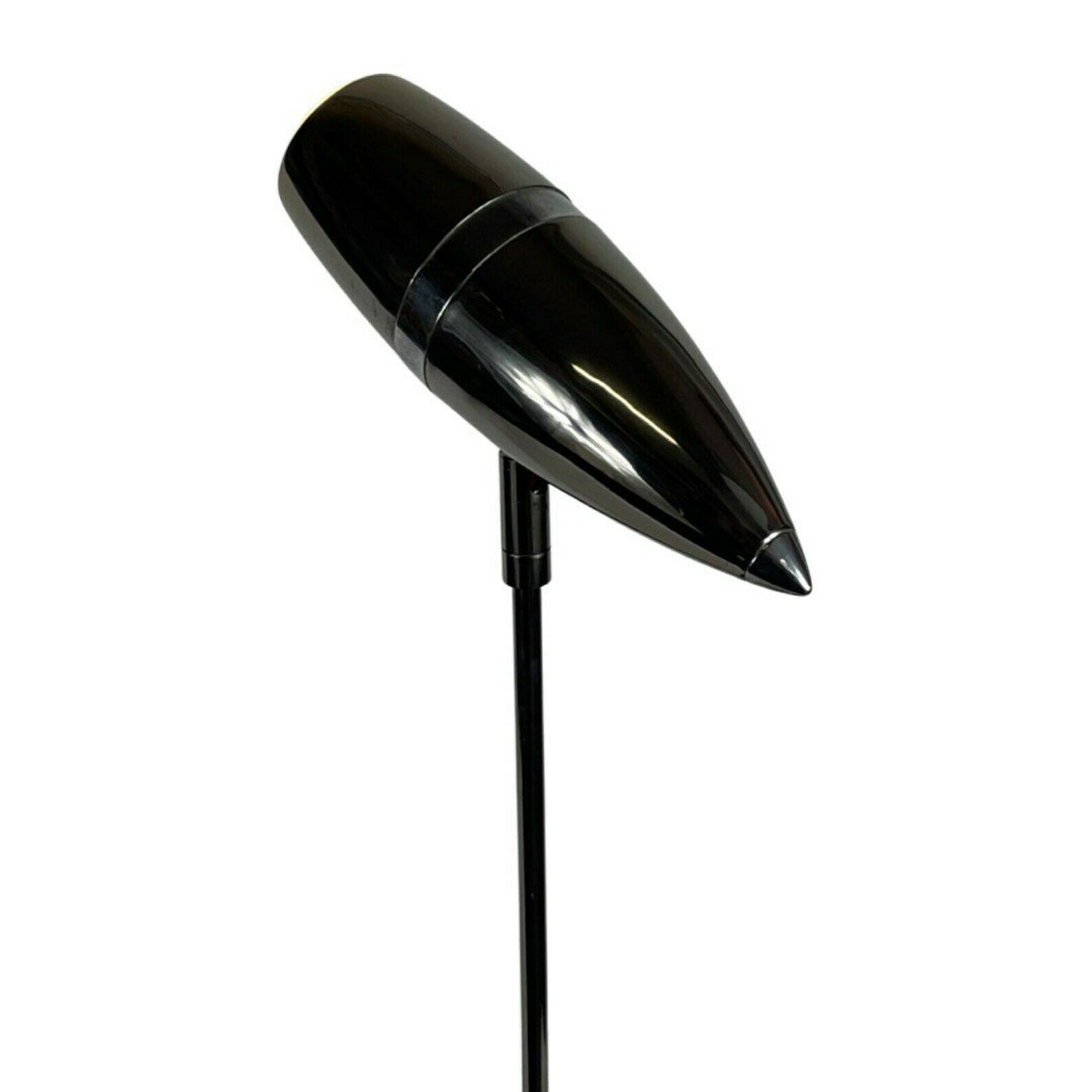 Chromen En Gunmetal Bureaulamp | Jaren 1980 | Volledig Verstelbaar | Italiaans Fabricaat photo for sale