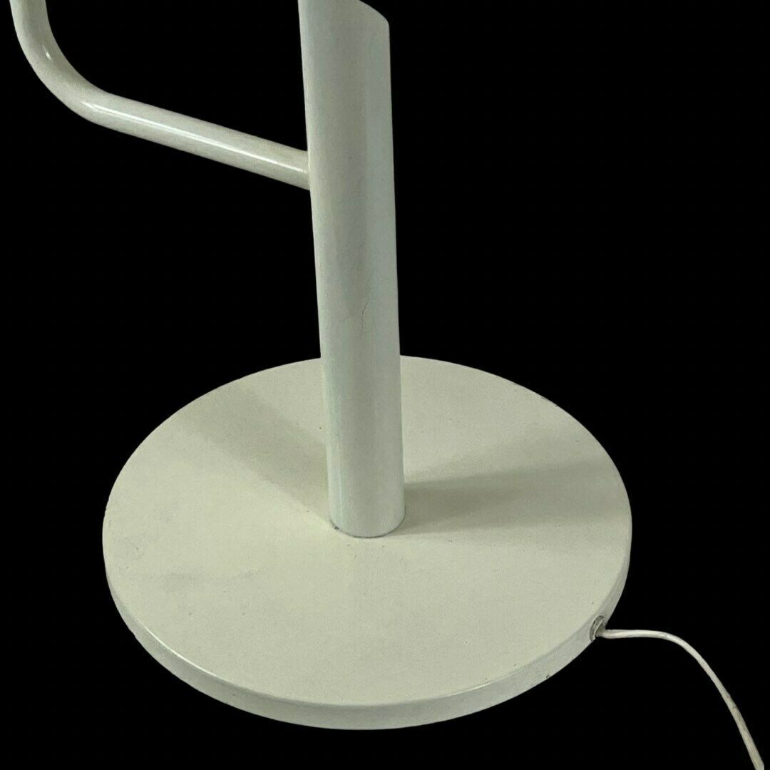 Pop Art / Space Age Design   Trechtervormige Lamp   Verstelbare Voet photo for sale