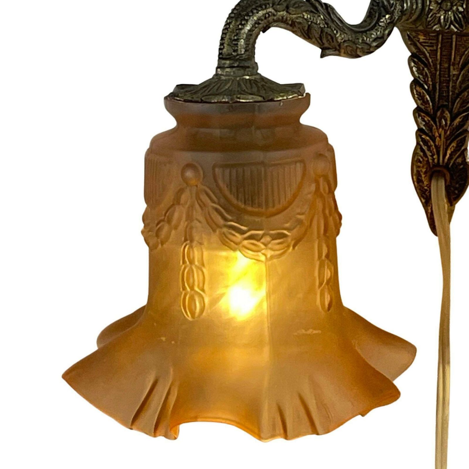 Art Deco   Antique Wall Mounted Lamp   Brass Base And Two Pink Satin Glass Shades With A Skirt Motif photo Lighting