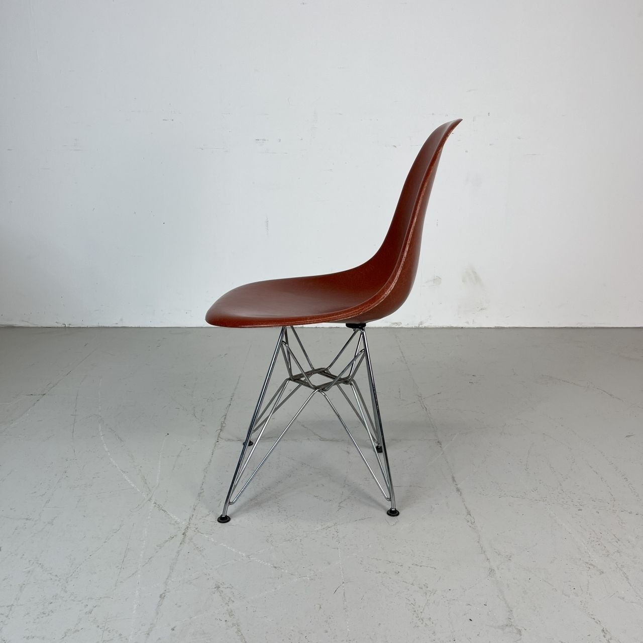 Eames Herman Miller Dsr Side Chair In Terracotta photo Furniture