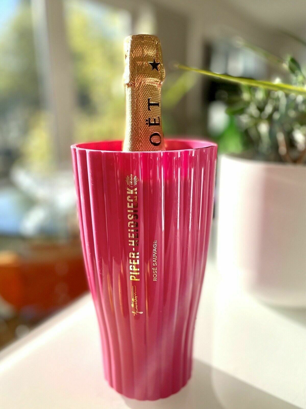 Fluted Acrylic Piper Heidsieck Champagne Ice Bucket Pink Signature Piece Rare photo furniture