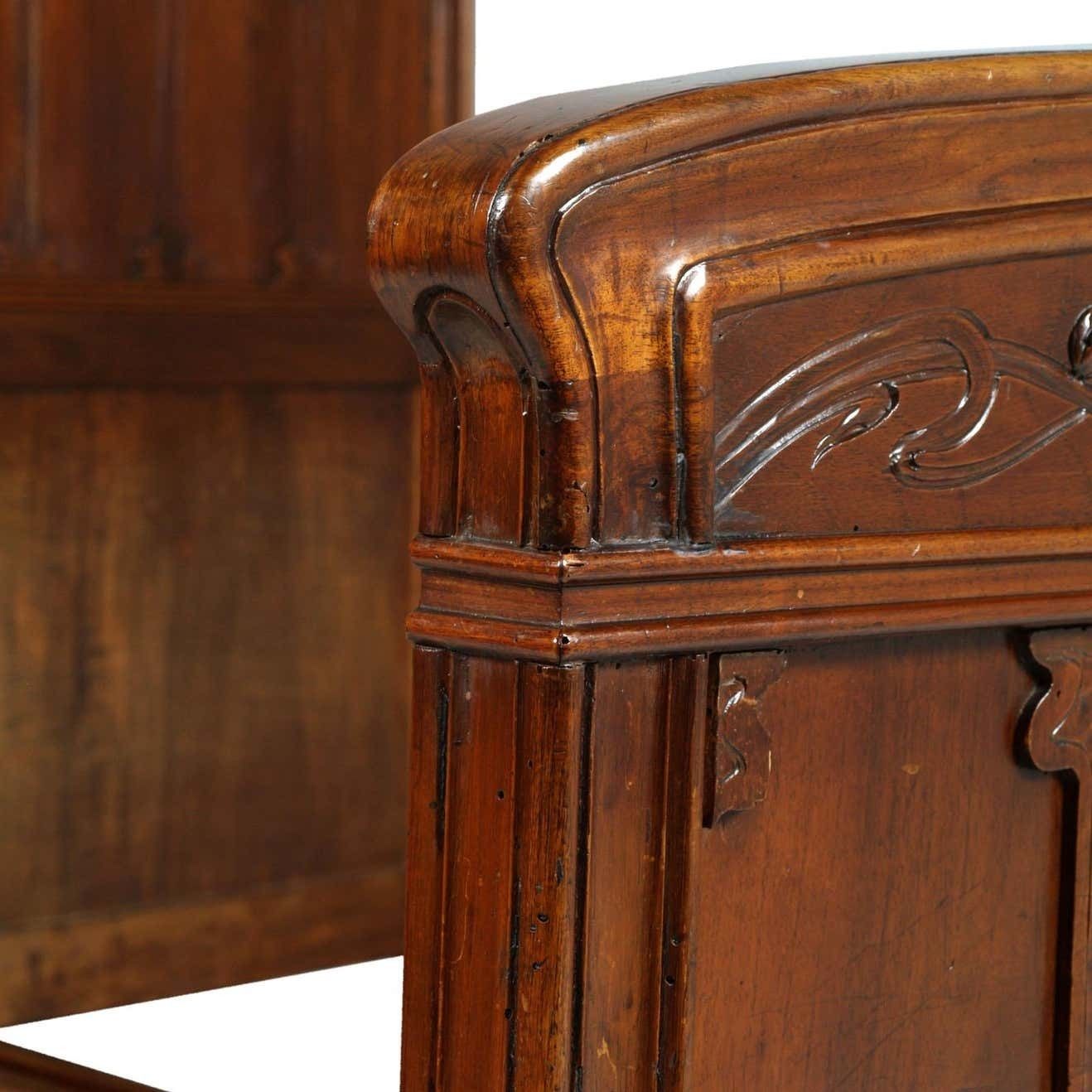 Art Nouveau Pair Of Beds By Vincenzo Cadorin Venezia Hand Carved Walnut photo vinterior