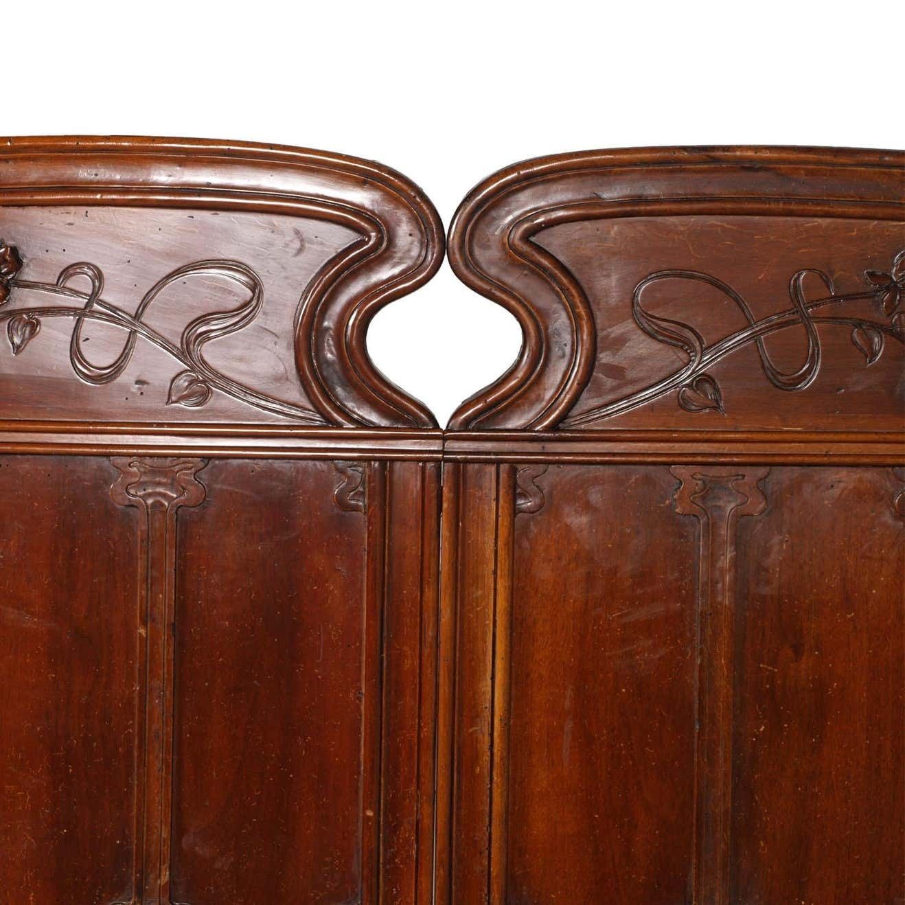 Art Nouveau Pair Of Beds By Vincenzo Cadorin Venezia Hand Carved Walnut photo vintage