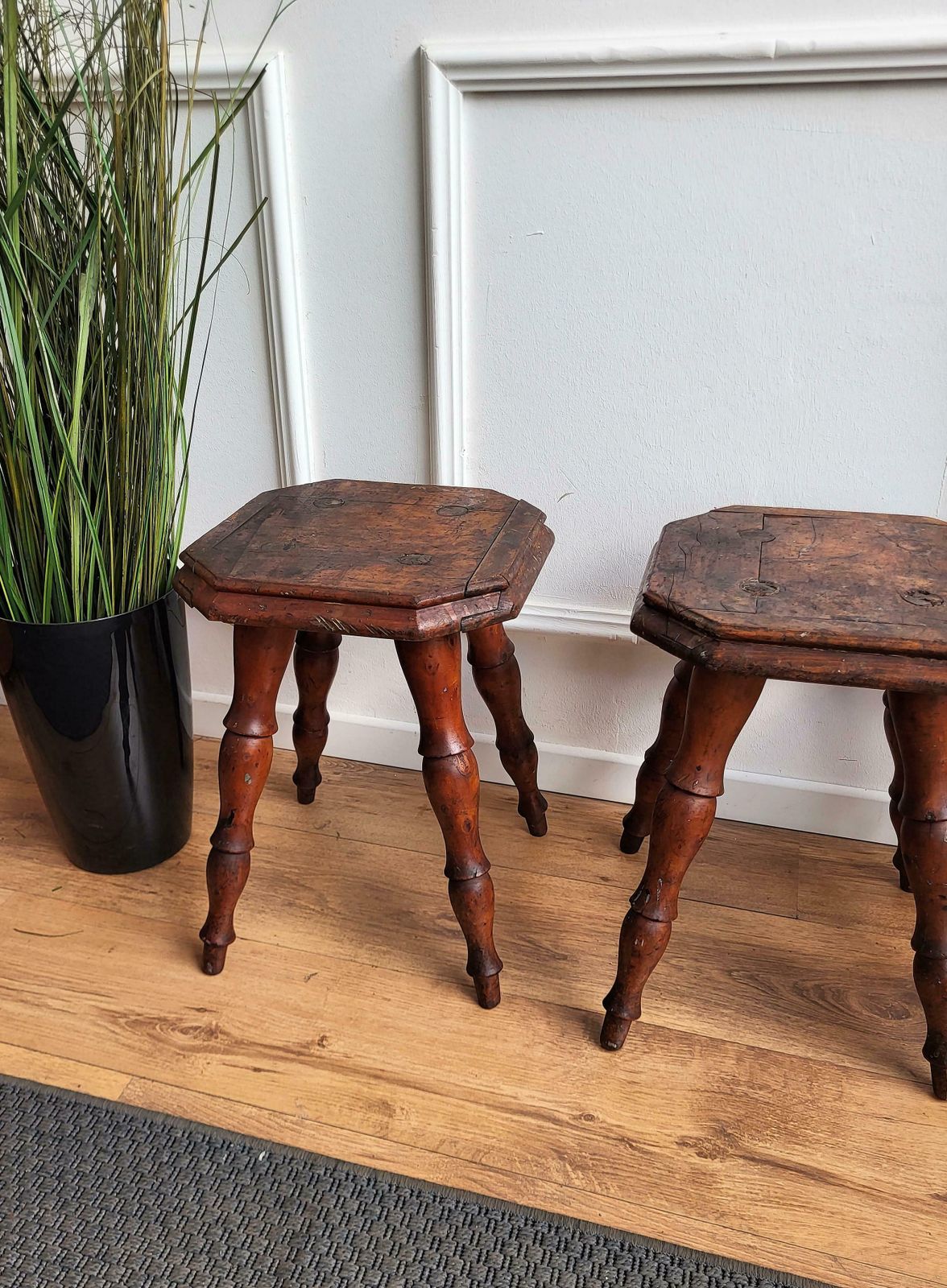 Set Of 4 Antique Italian Walnut Side Tables Or Stools With Carved Turned Legs photo Furniture