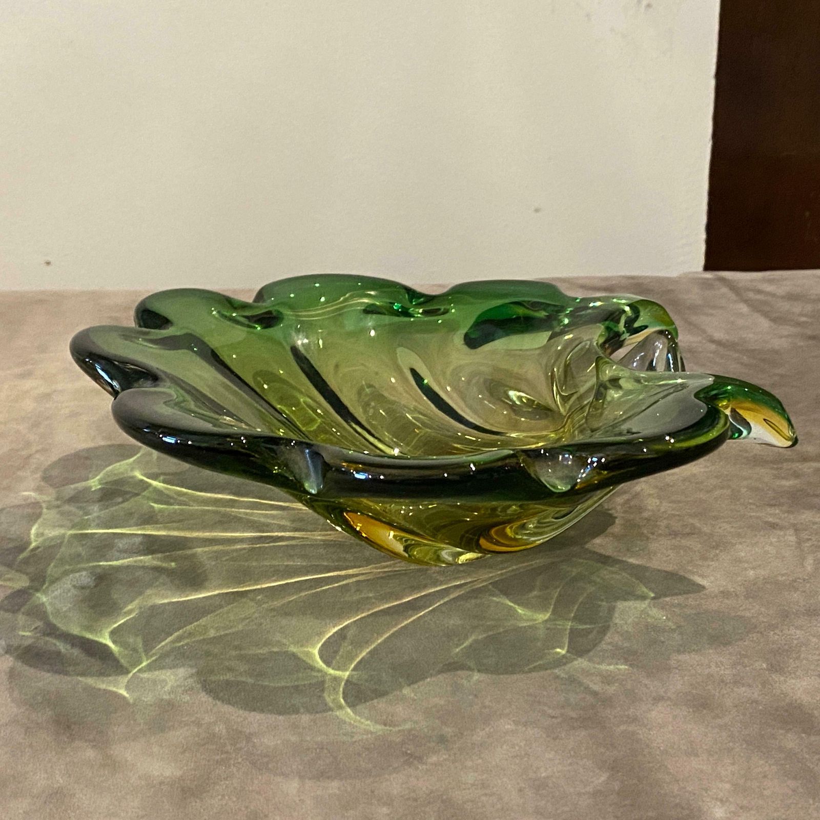1970s Mid Century Modern Green And Yellow Murano Glass Sea Shell Bowl By Seguso photo vintage