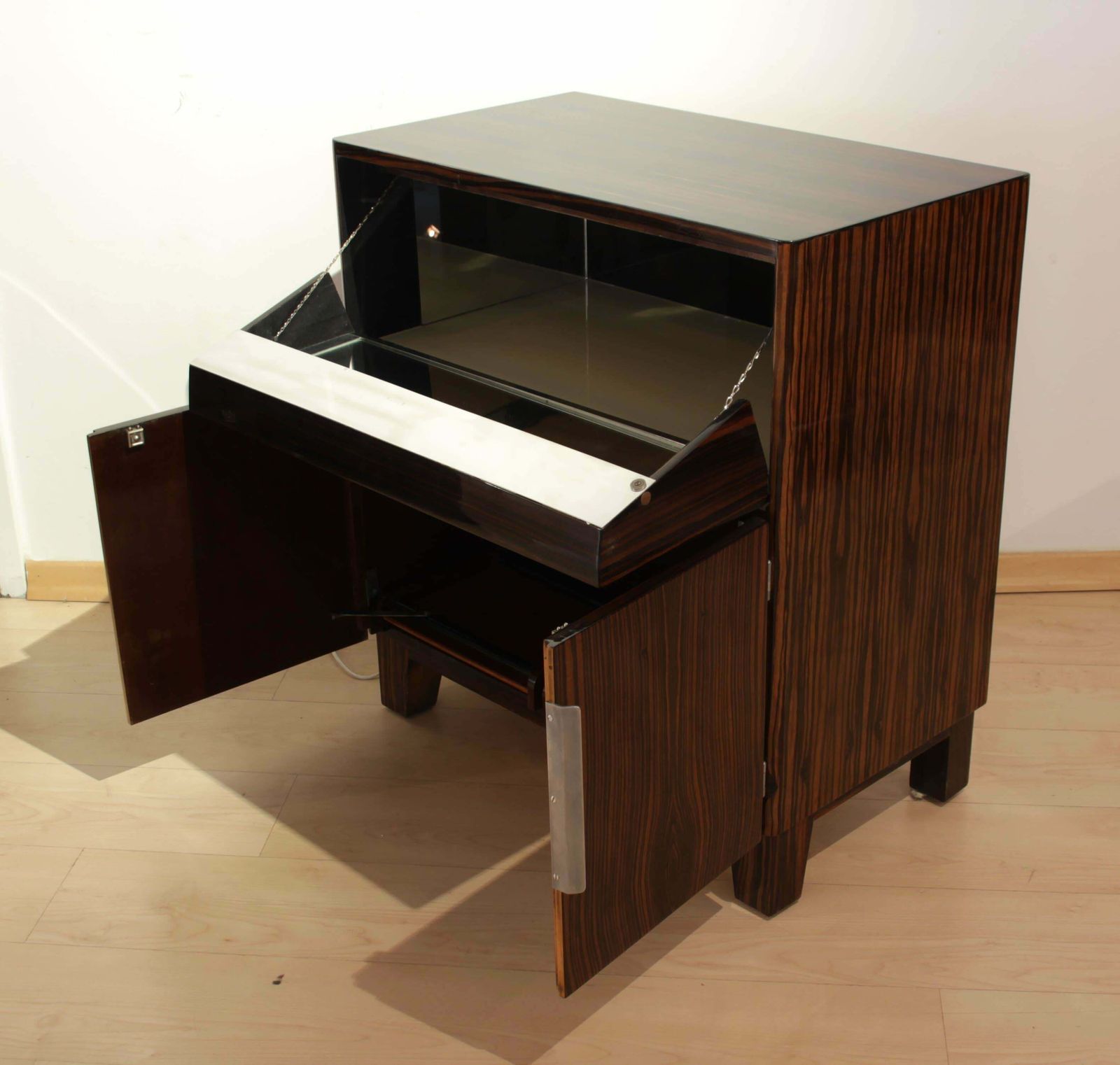 Small Art Deco Drinks Cabinet, Macassar Veneer, France, Circa 1930 photo 4933.16
