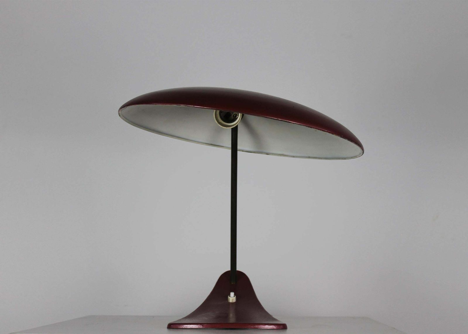 Mid Century Modern Table Lamp In Red Lacquered Metal Italian Manufacture 1950s photo Lighting