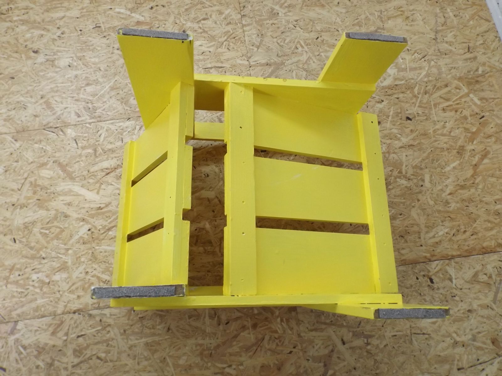 Crate Chair, Modernist, By Gerrit Rietveld photo 995.0