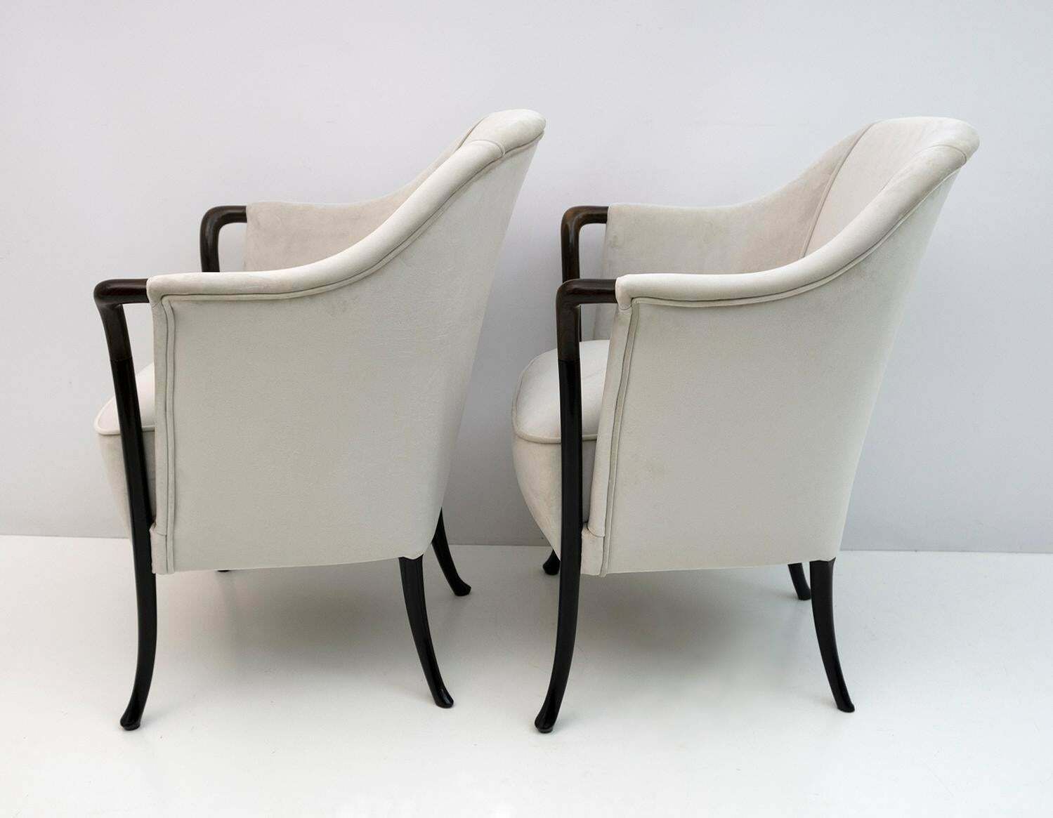 Pair Of Giorgetti Italian Velvet Armchairs "Progetti", 1980s photo vinterior