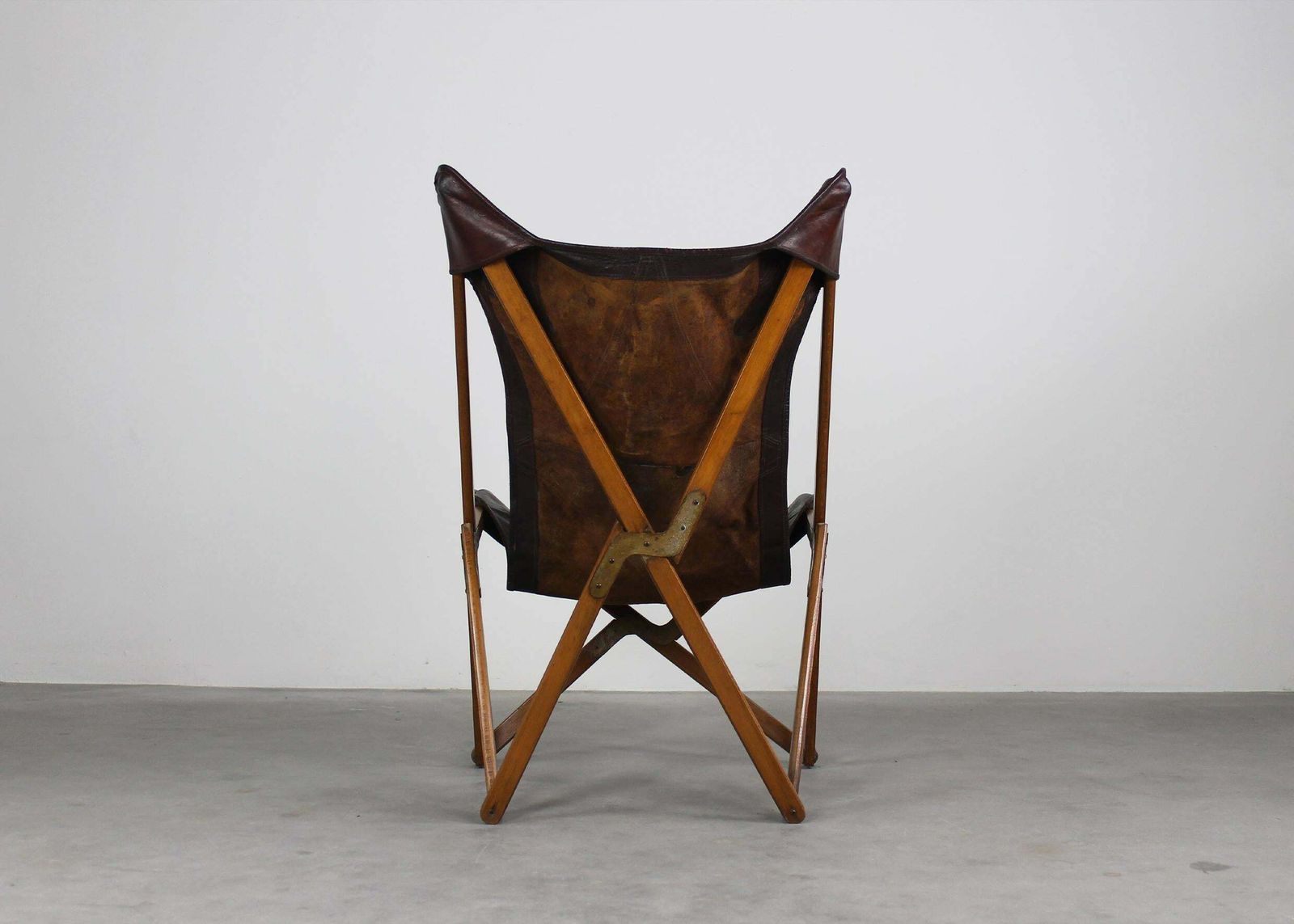 Vittoriano Viganò Tripolina Folding Chair In Wood And Leather 1930s Italy photo 3313.0