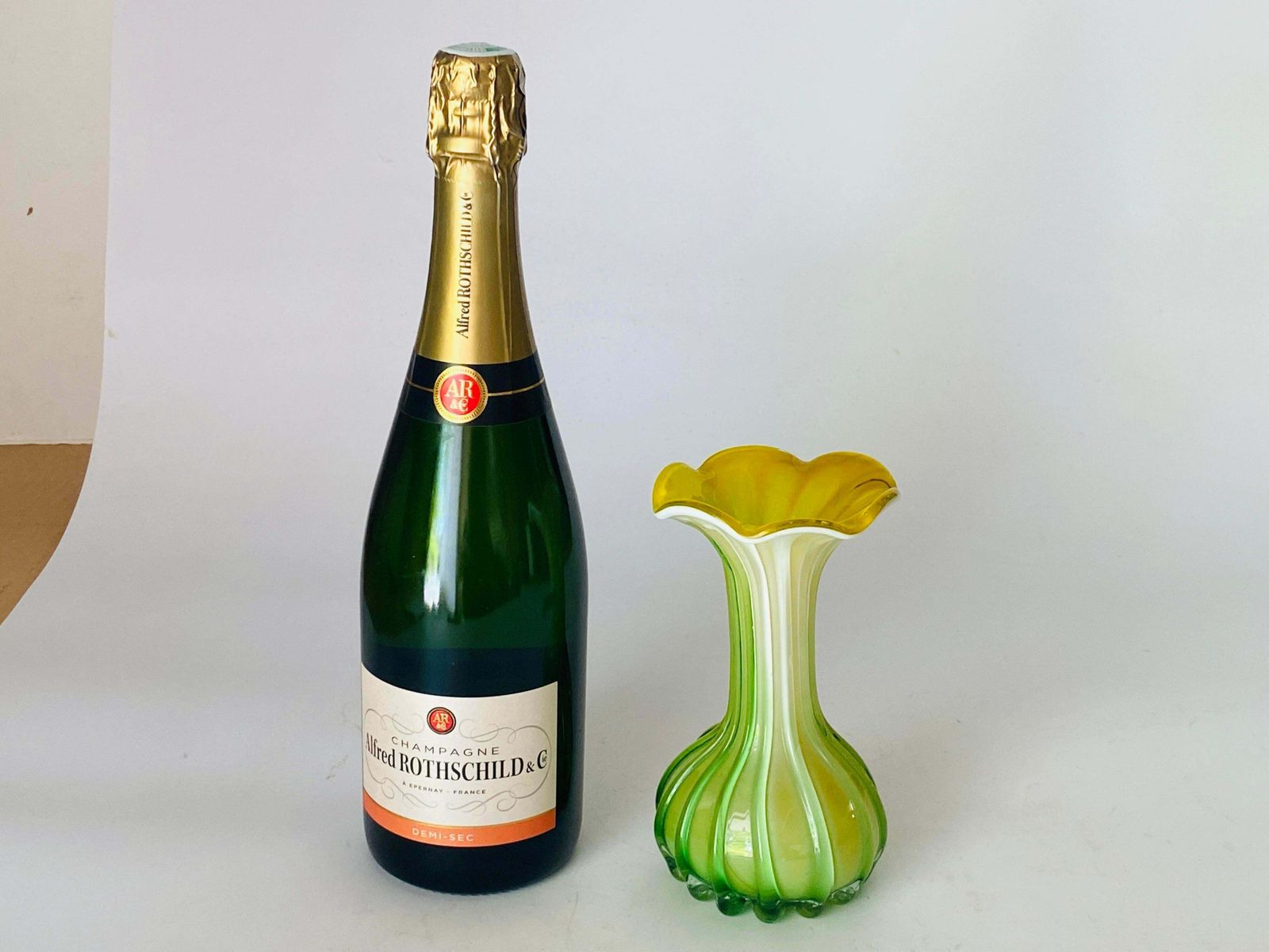 Venitian Vase 1970 Venini Green And Yellow Colour Venini Style Italy photo furniture