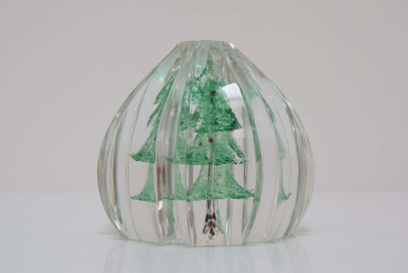 Art Glass Paperweight, Glasswork Novy Bor, 1950s photo 258.0