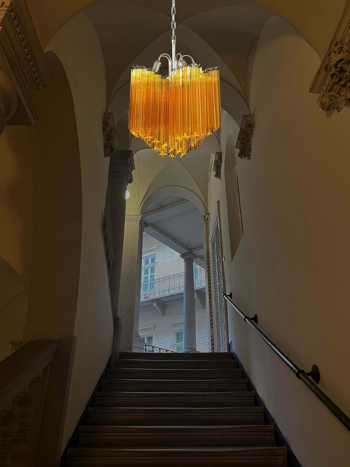 Sophisticated Modern Quadriedri Glass Chandeliers, 60 Amber Prism Quadriedri photo 3873.0