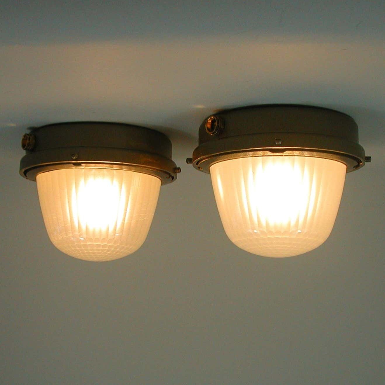 Maritime Holophane Sconces Wall Lights By Holophane, France 1950s, Set Of Two photo vinterior