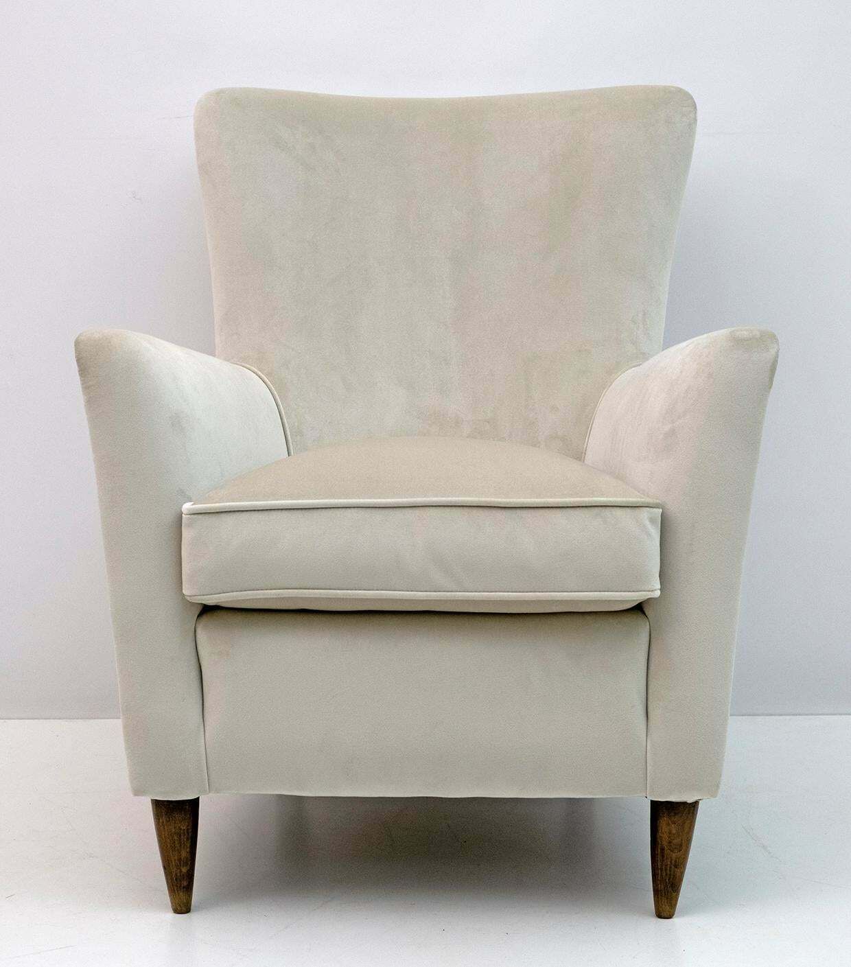 Pair Of Gio Ponti Mid Century Modern Italian Velvet Armchairs For Isa, 1950s photo for sale