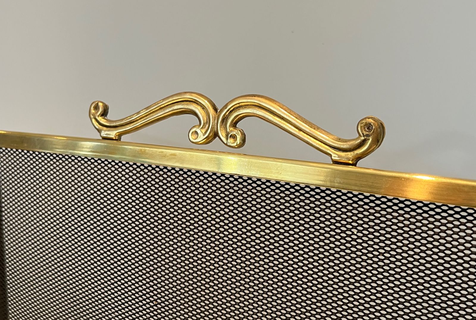 Brass And Grilling Fireplace Screen photo 950.0