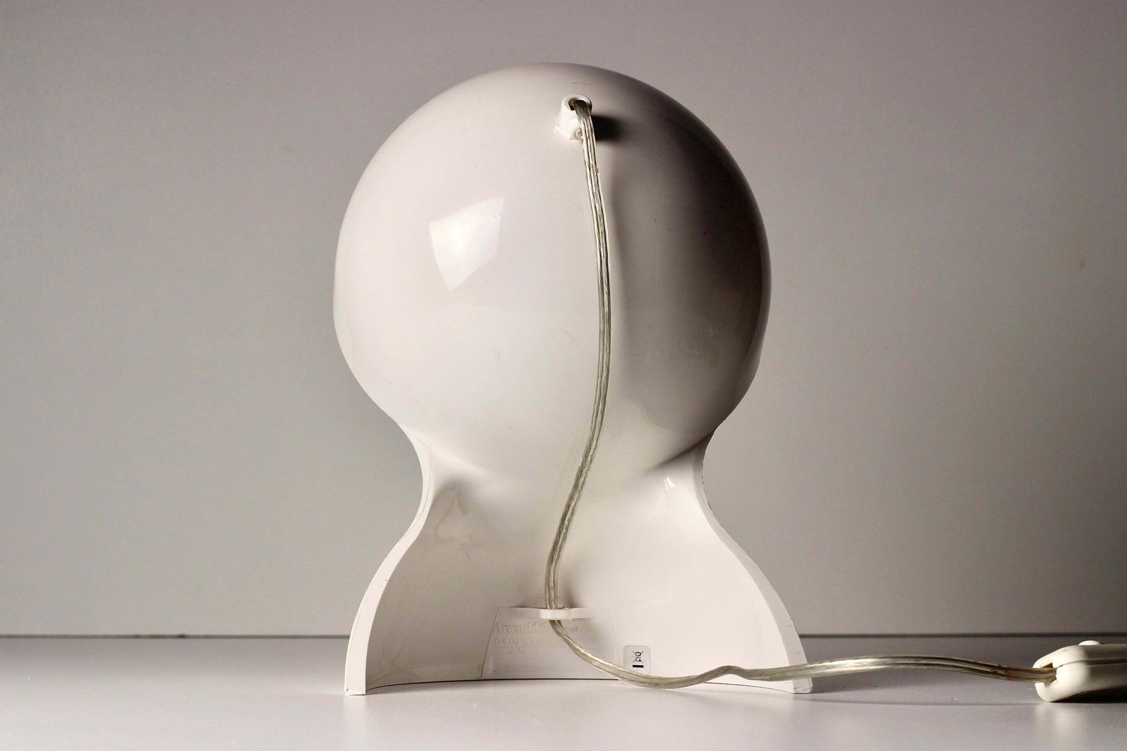 340.0 Dalu Table Lamp By Vico Magistretti For Artemide photo