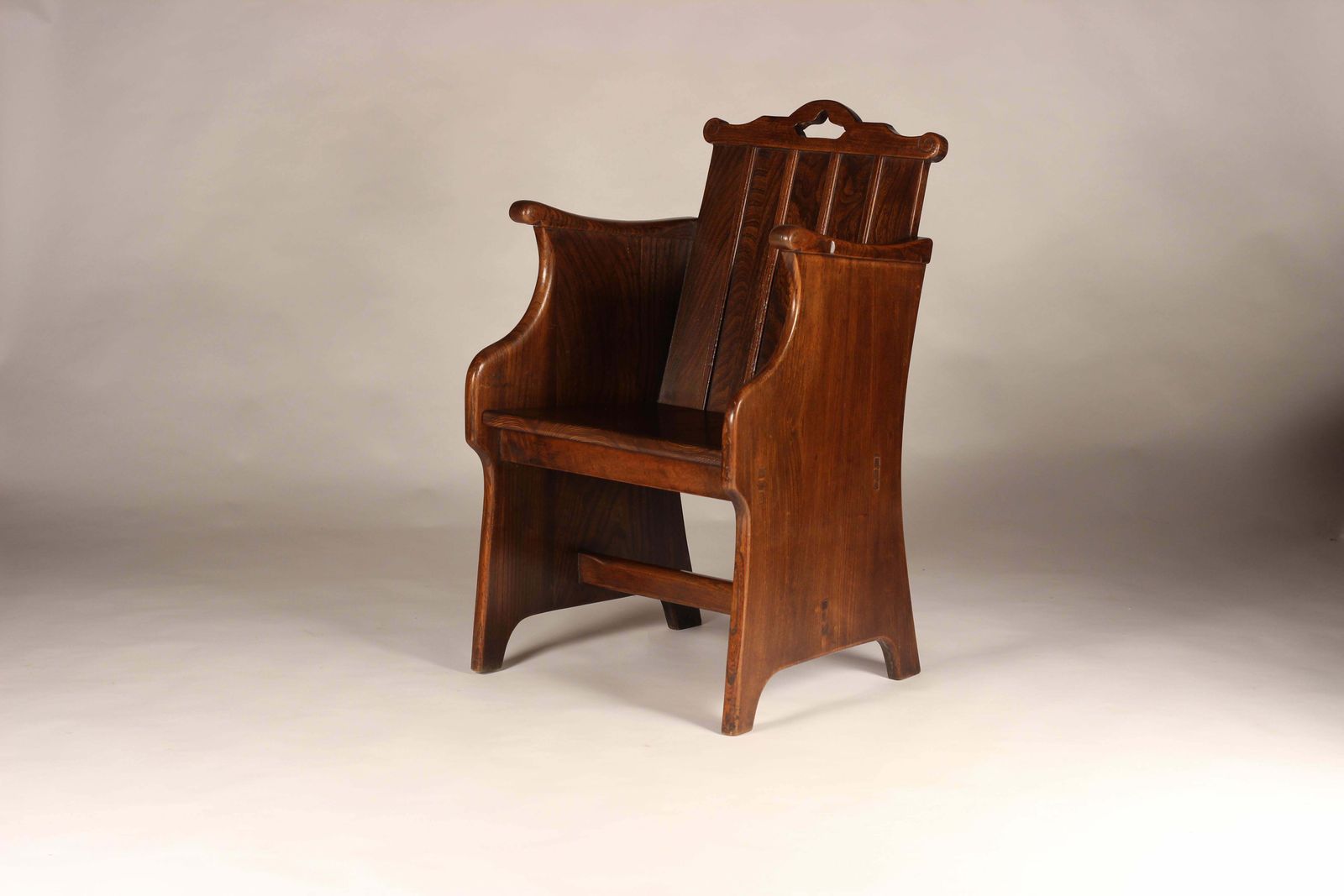 Set Of Elm Tub Arts And Crafts Chairs With Panelled Backs And Carry Handles photo Furniture