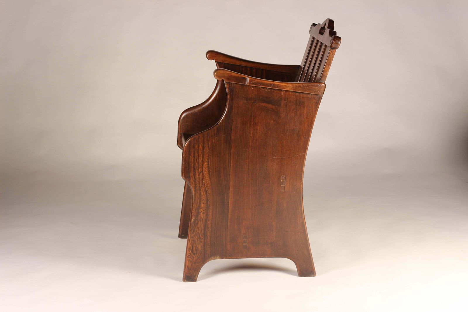 photo furniture Set Of Elm Tub Arts And Crafts Chairs With Panelled Backs And Carry Handles