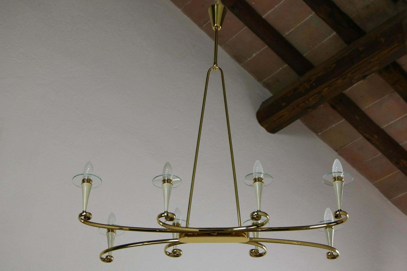 photo vintage Italian Midcentury Gold And Ivory Color Eight Lights Chandelier, 1950s